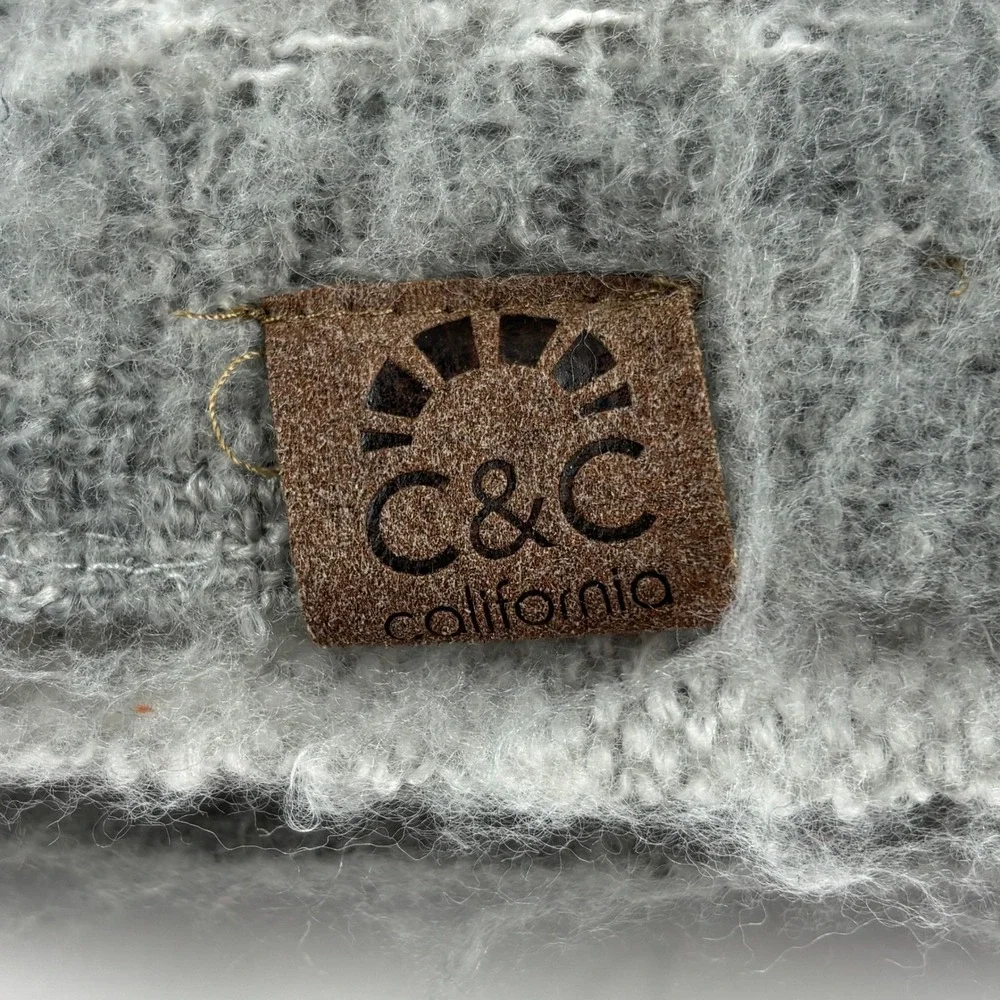 C&C California Plaid Scarf Womens OS Grey Fuzzy‎ Fringe Winter Cozy Soft Warm